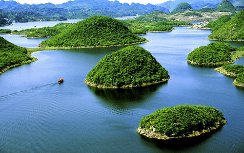 人與自然生命共同體，河湖生態(tài)保護與水污染防護