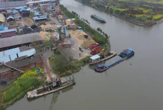 3次被生態(tài)環(huán)境部通報(bào)！敷衍應(yīng)對(duì)、虛假整改，污水直排、河道成“牛奶河”-